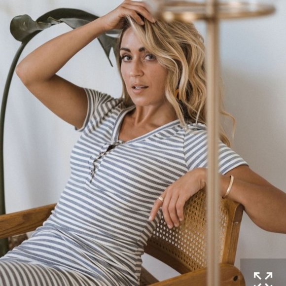 Jackson Rowe Daisy Dress - Picture 3 of 9